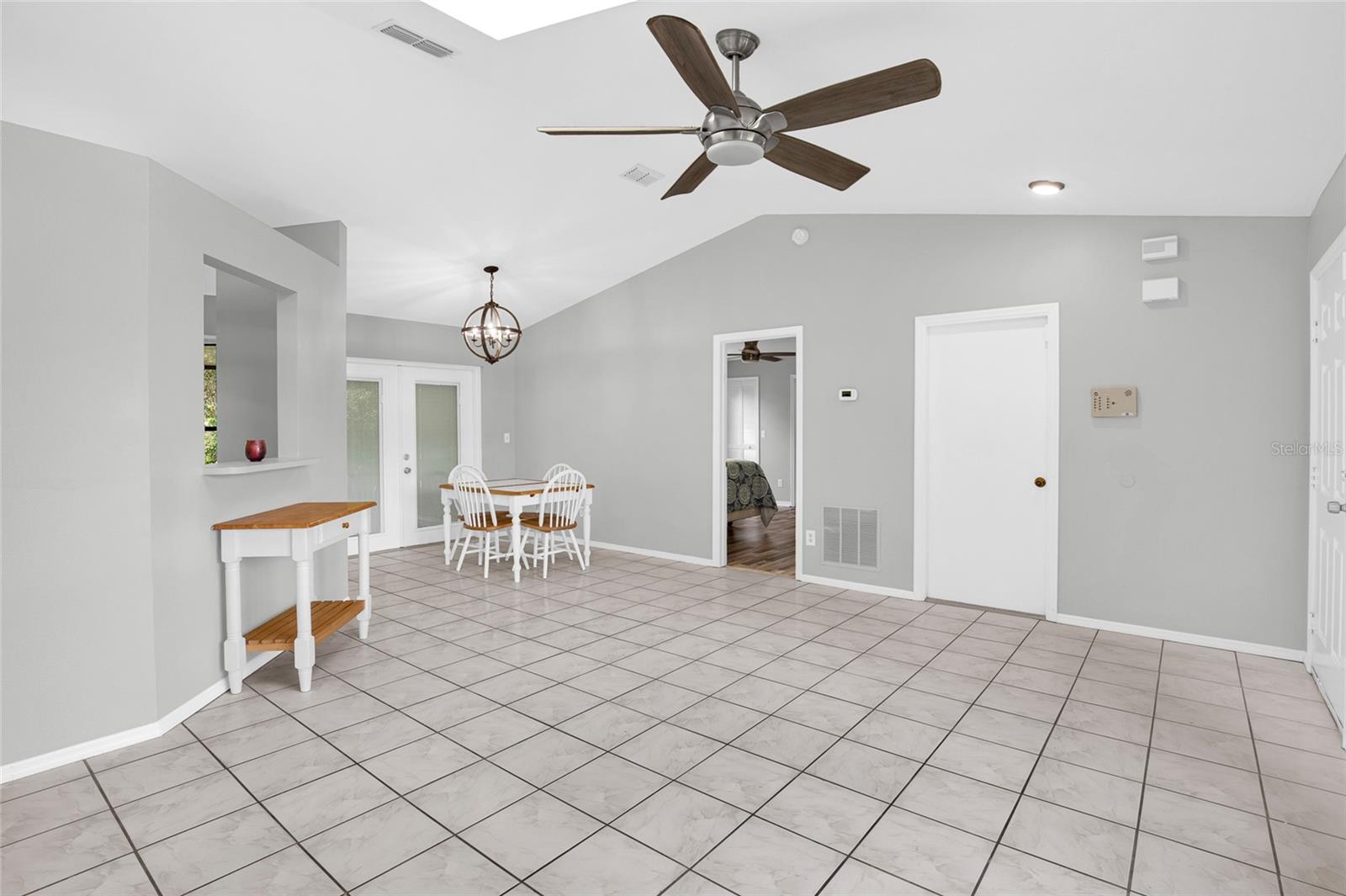 Image 3 of 22 For 1572 Monticello Street