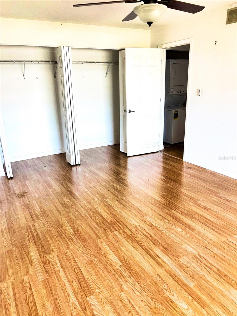 Image 9 of 23 For 2583 Countryside Boulevard 3309