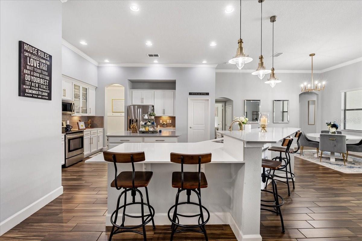 Image 11 of 60 For 3814 Shoreside Drive