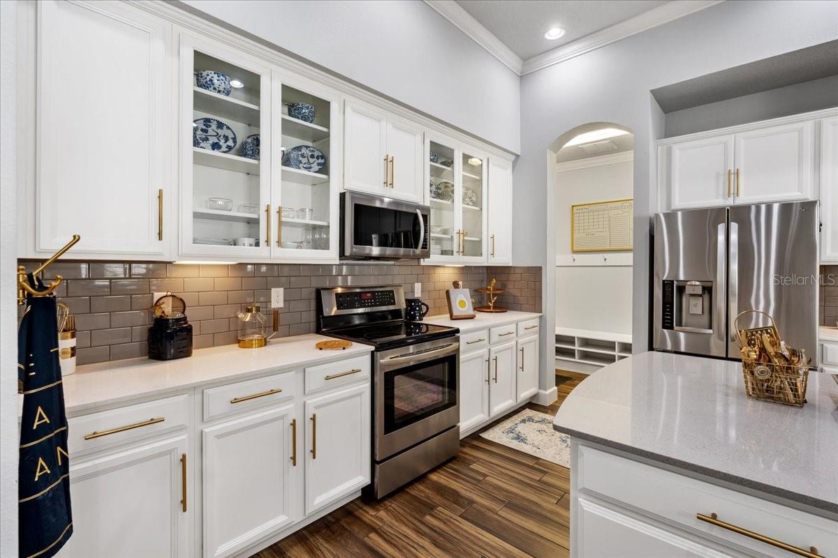 Image 16 of 60 For 3814 Shoreside Drive