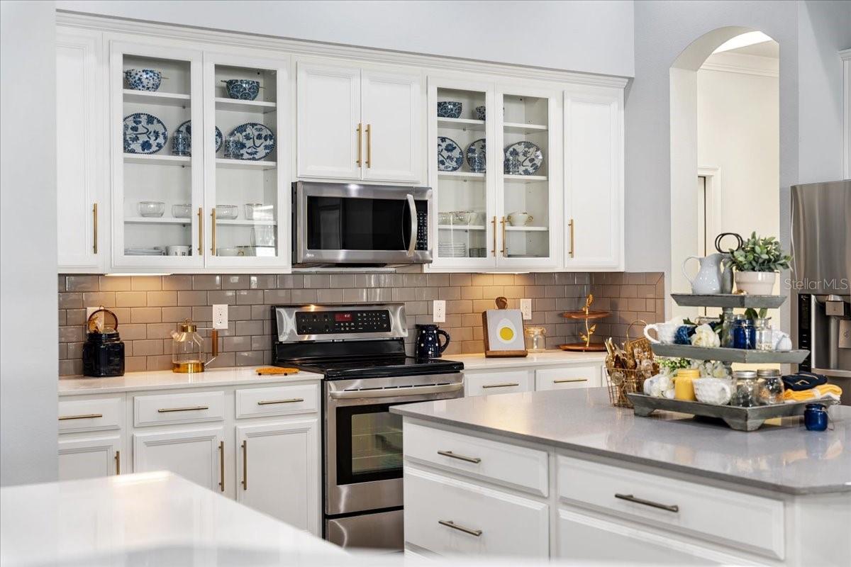 Image 17 of 60 For 3814 Shoreside Drive