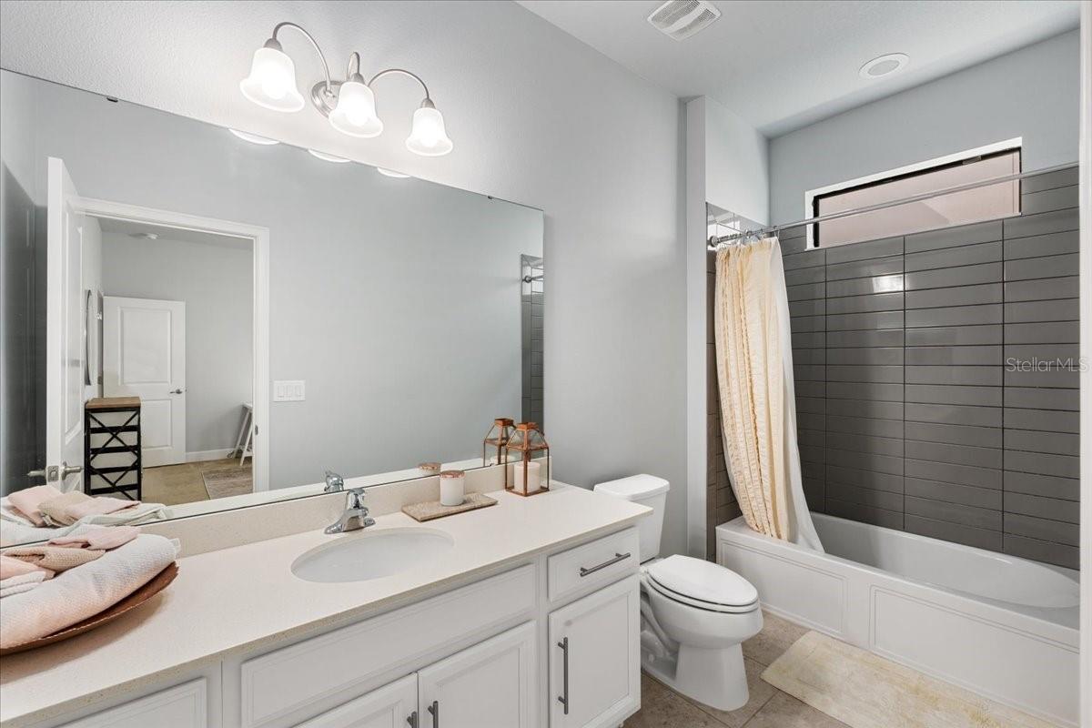 Image 36 of 60 For 3814 Shoreside Drive