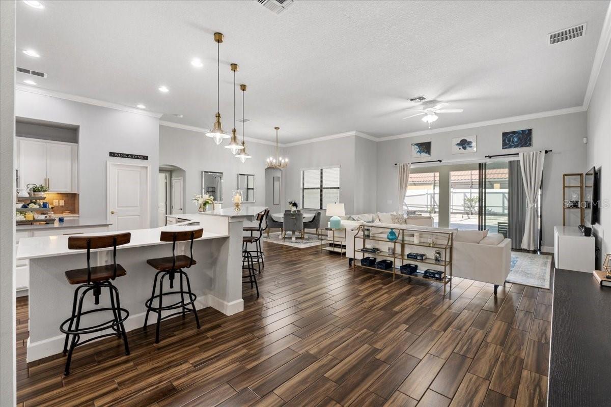 Image 7 of 60 For 3814 Shoreside Drive