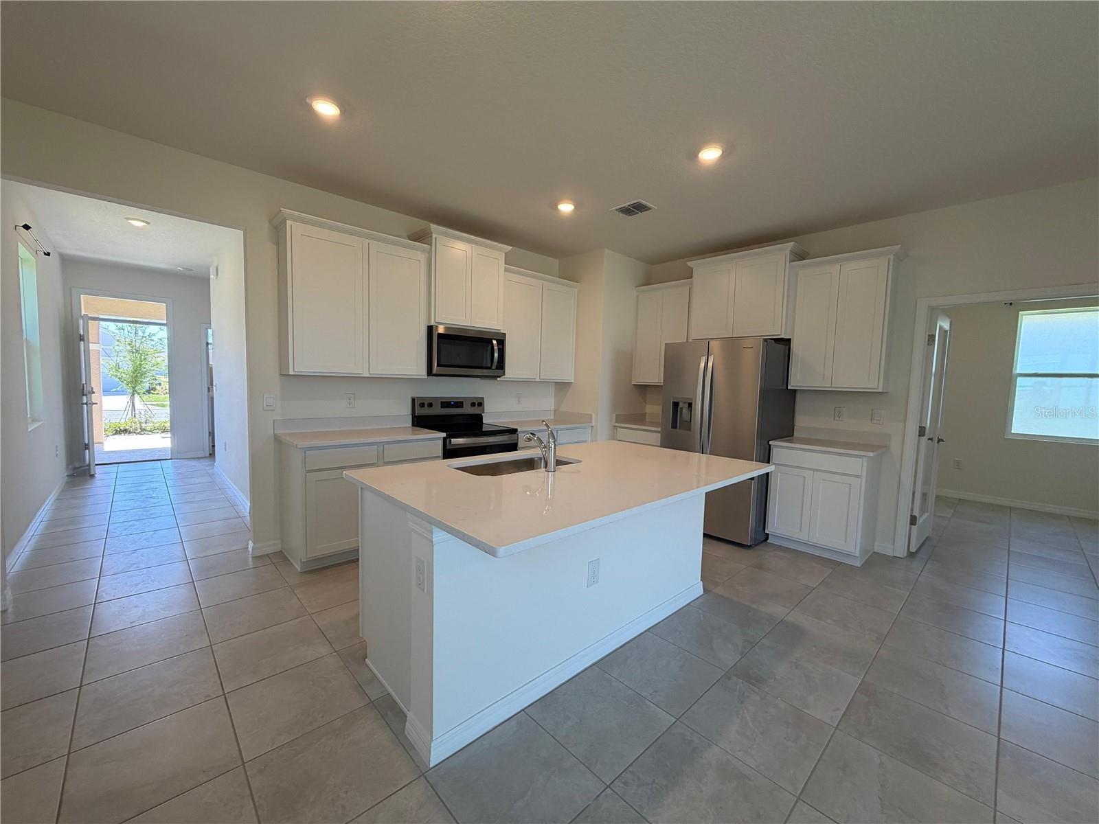 Image 3 of 19 For 8589 Pinecrest Trail