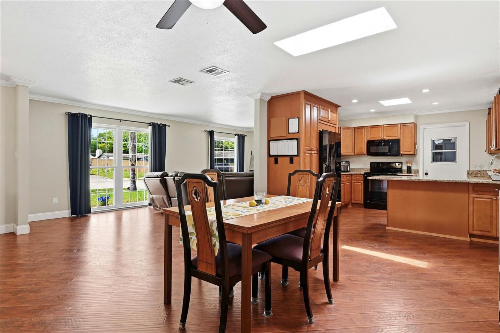 Image 3 of 20 For 130 Lemon Lane