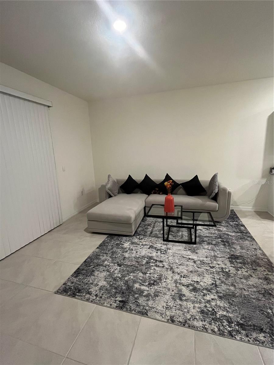 Image 4 of 17 For 1242 Lido Drive