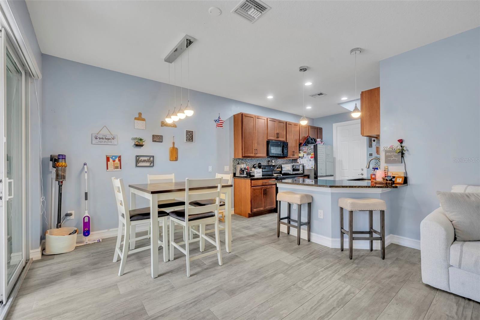 Image 14 of 54 For 1445 Isabella Drive 105