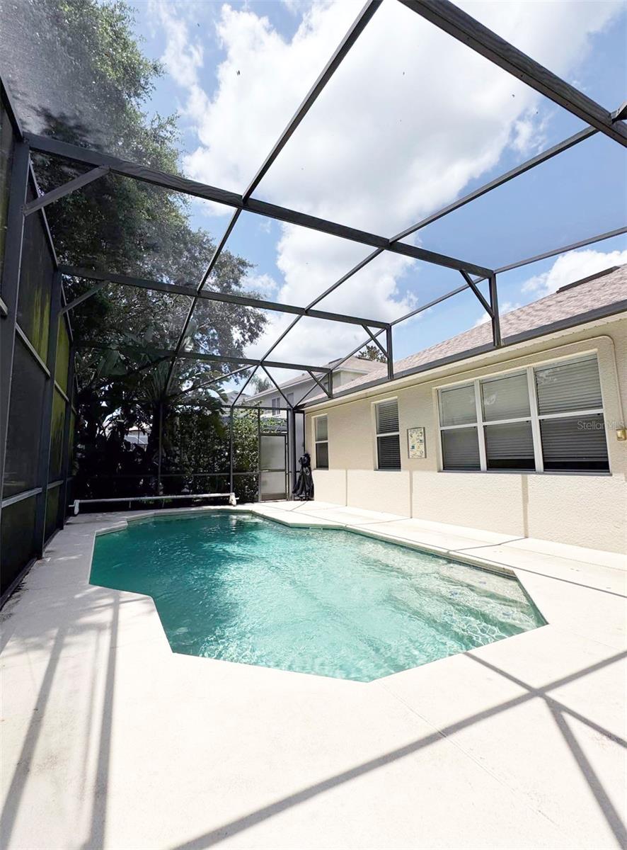 Image 16 of 16 For 654 Kettering Road