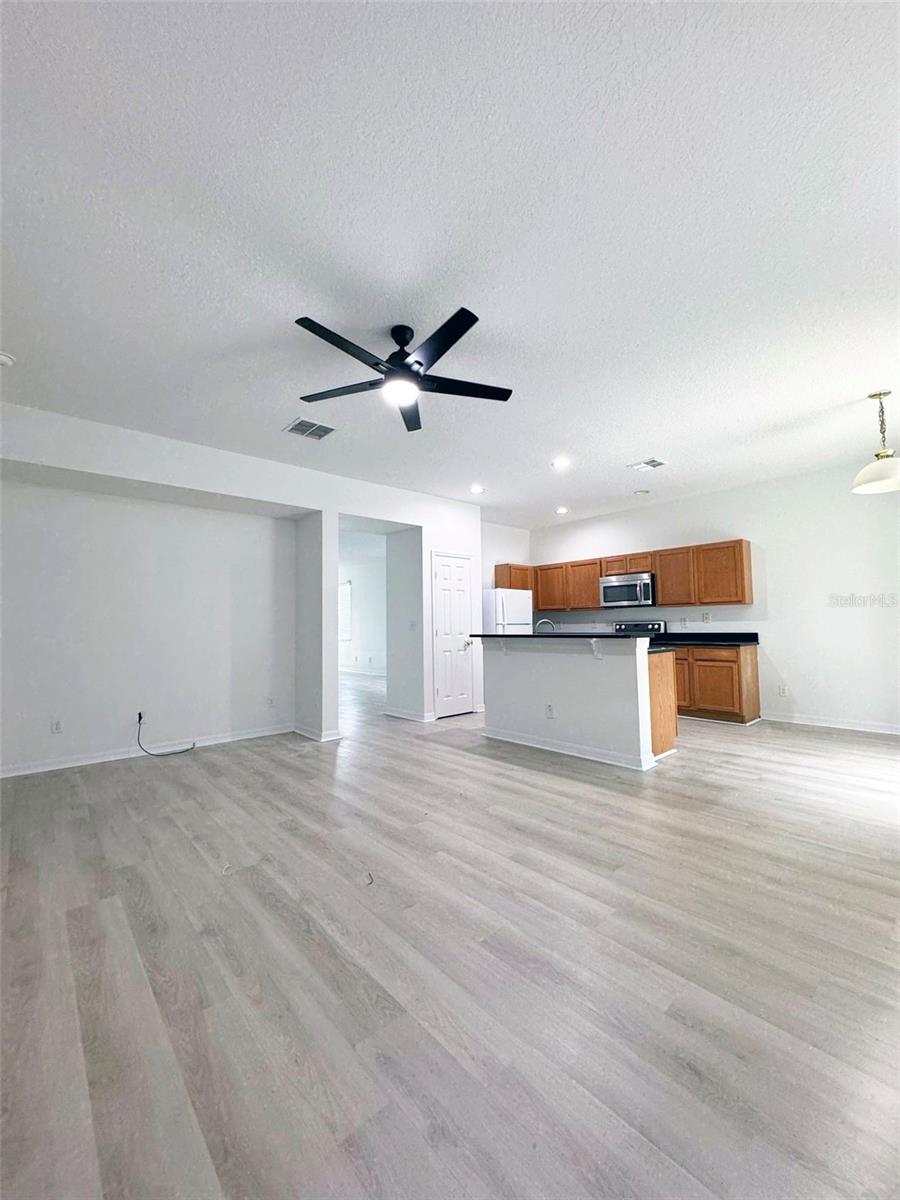 Image 5 of 16 For 654 Kettering Road