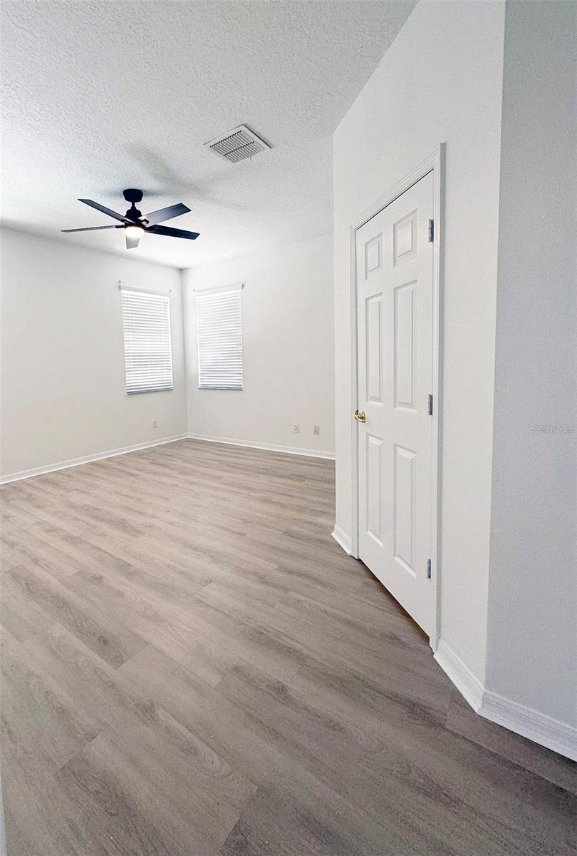 Image 6 of 16 For 654 Kettering Road