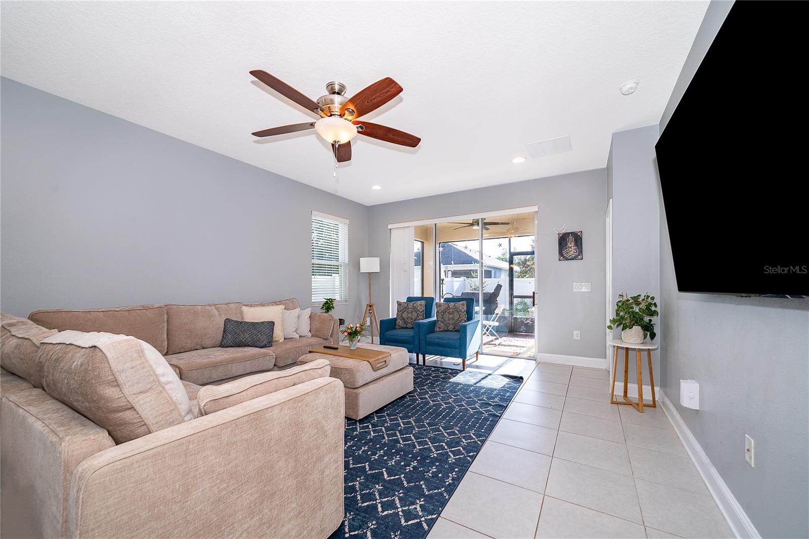 Image 12 of 32 For 8031 Navel Orange Lane