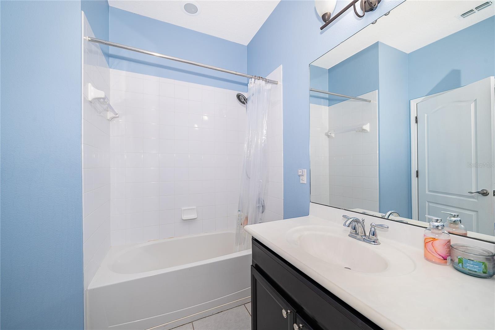 Image 21 of 32 For 8031 Navel Orange Lane