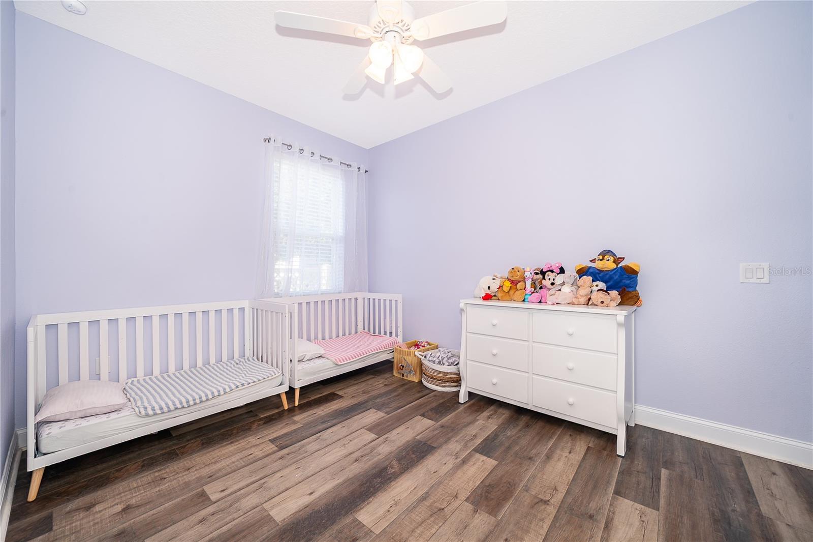 Image 22 of 32 For 8031 Navel Orange Lane