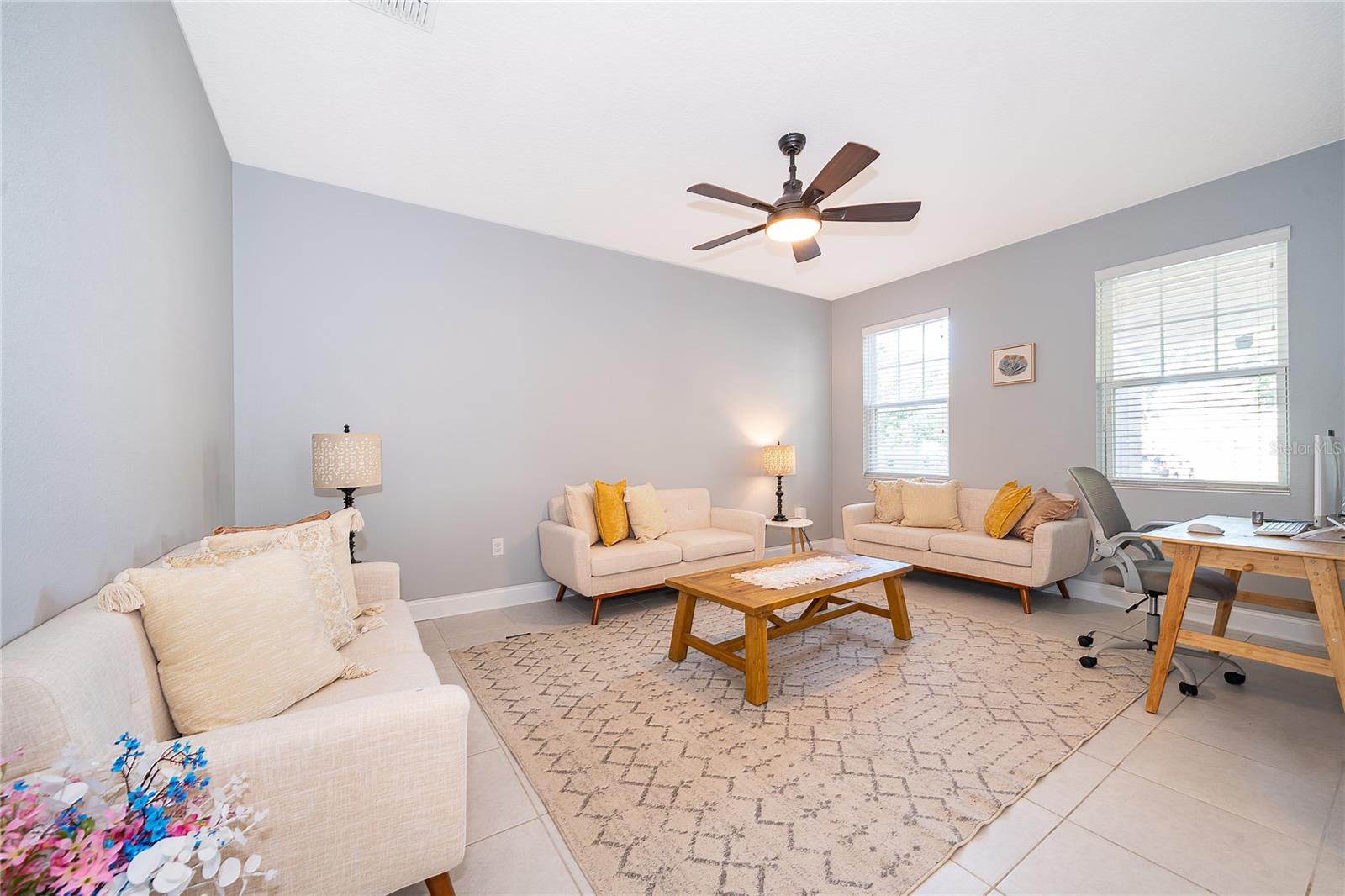 Image 4 of 32 For 8031 Navel Orange Lane