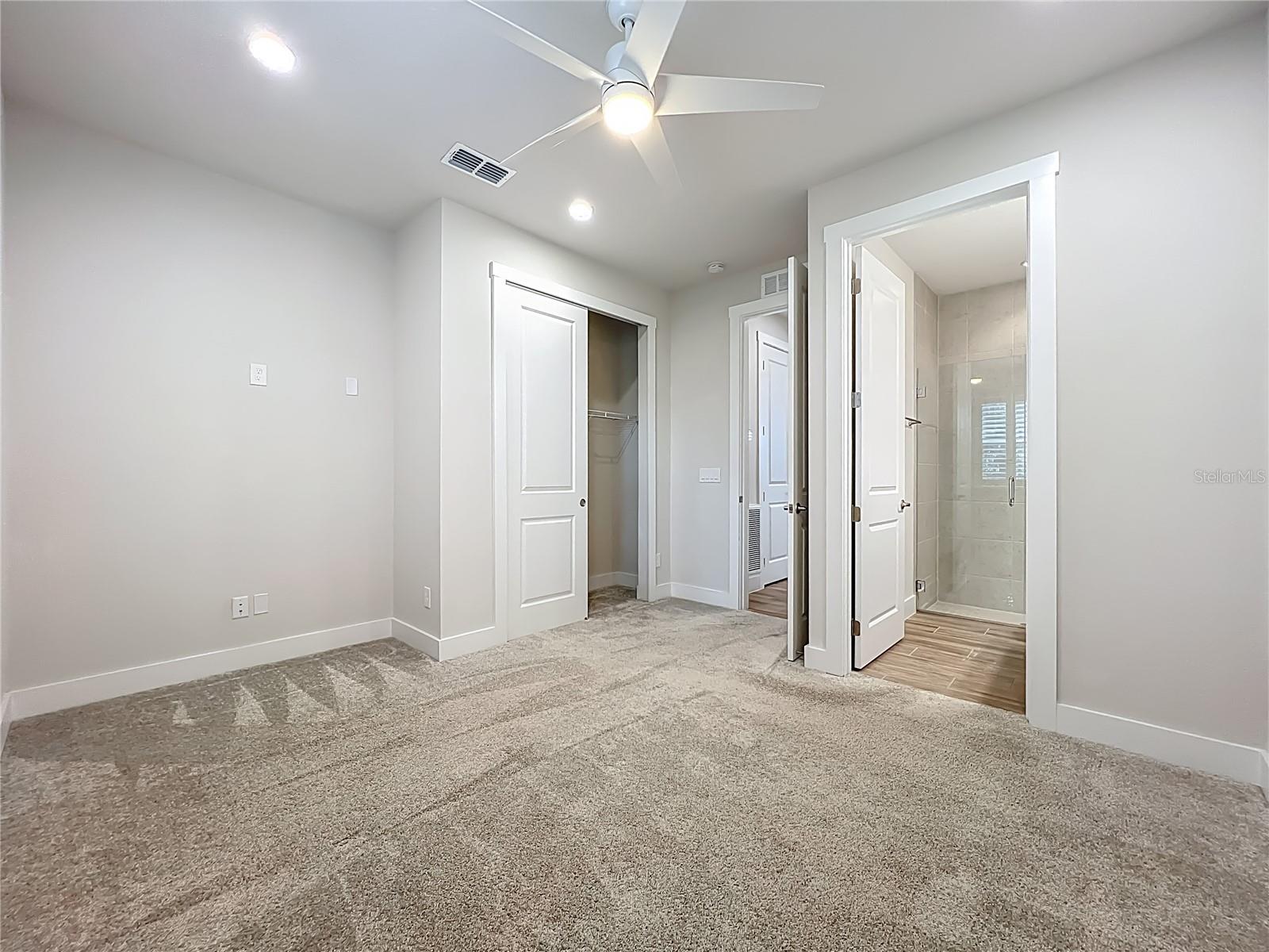 Image 17 of 47 For 3412 Bluff Oak Lane