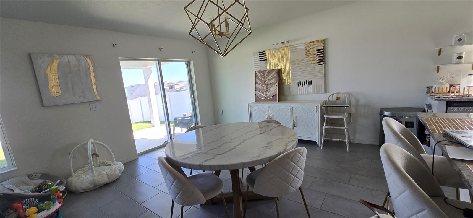 Image 6 of 30 For 1446 Geranium Drive