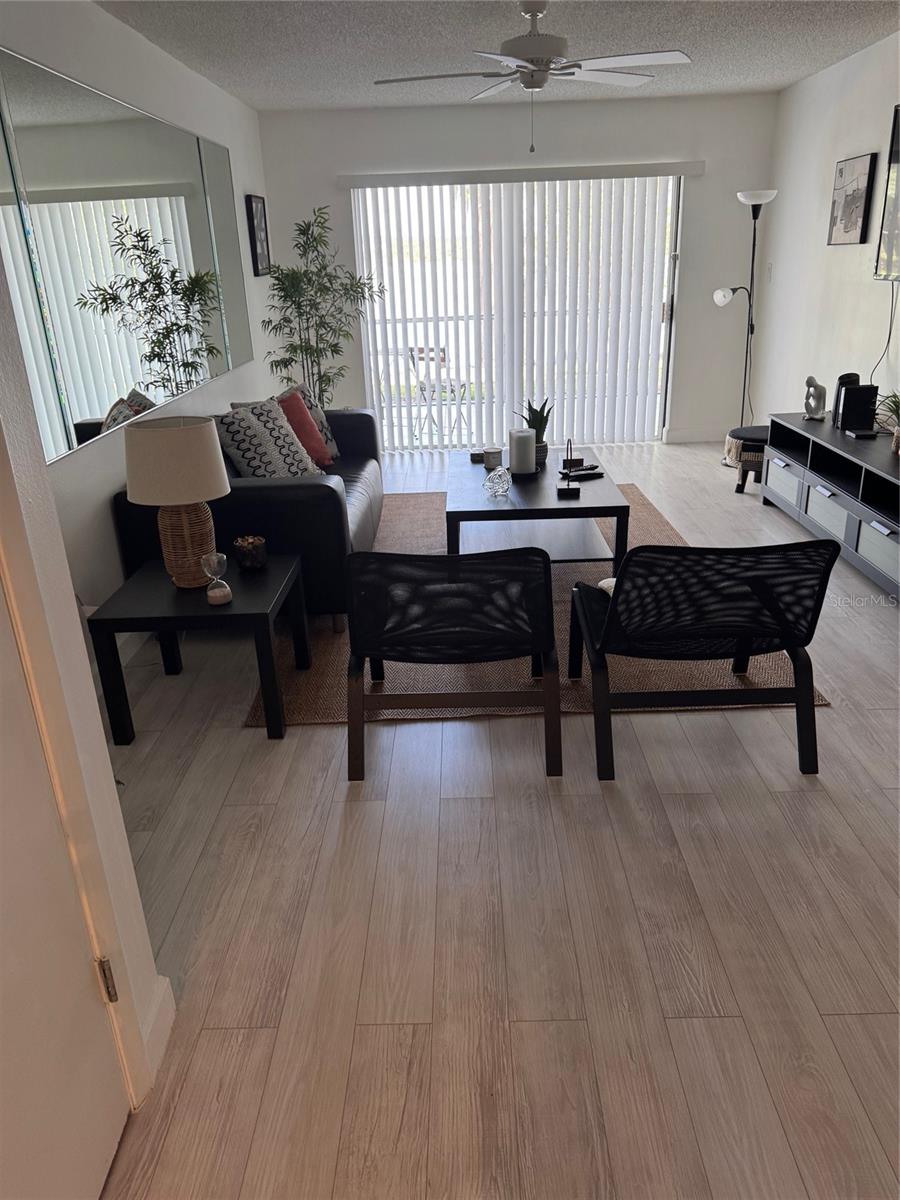 Image 3 of 23 For 2225 Holden Avenue 104