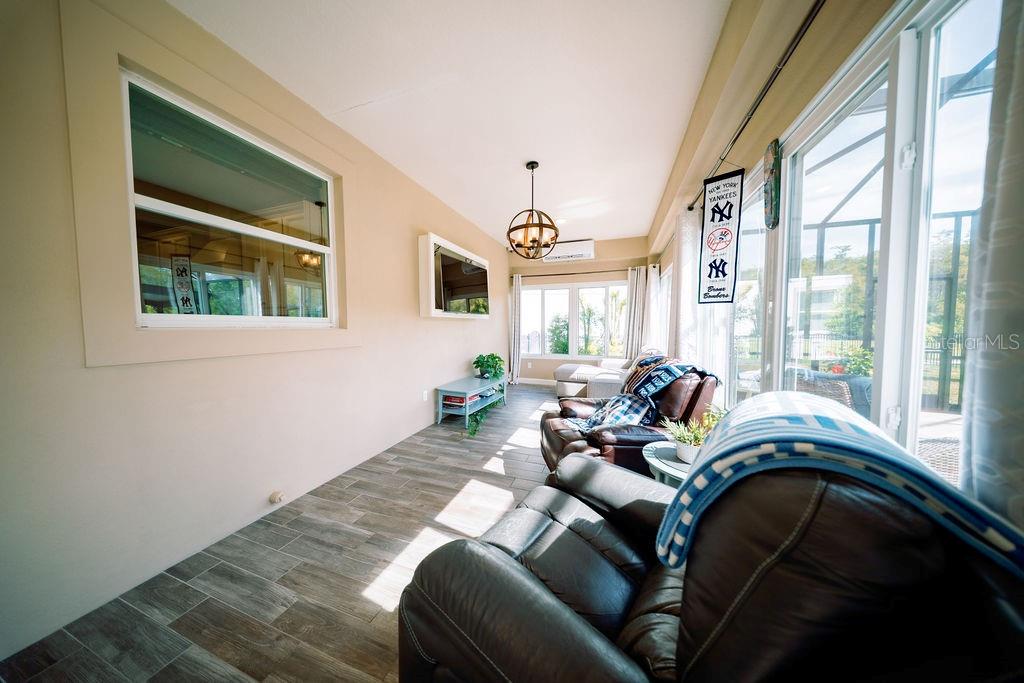 Image 14 of 43 For 8173 Gamemaster Avenue