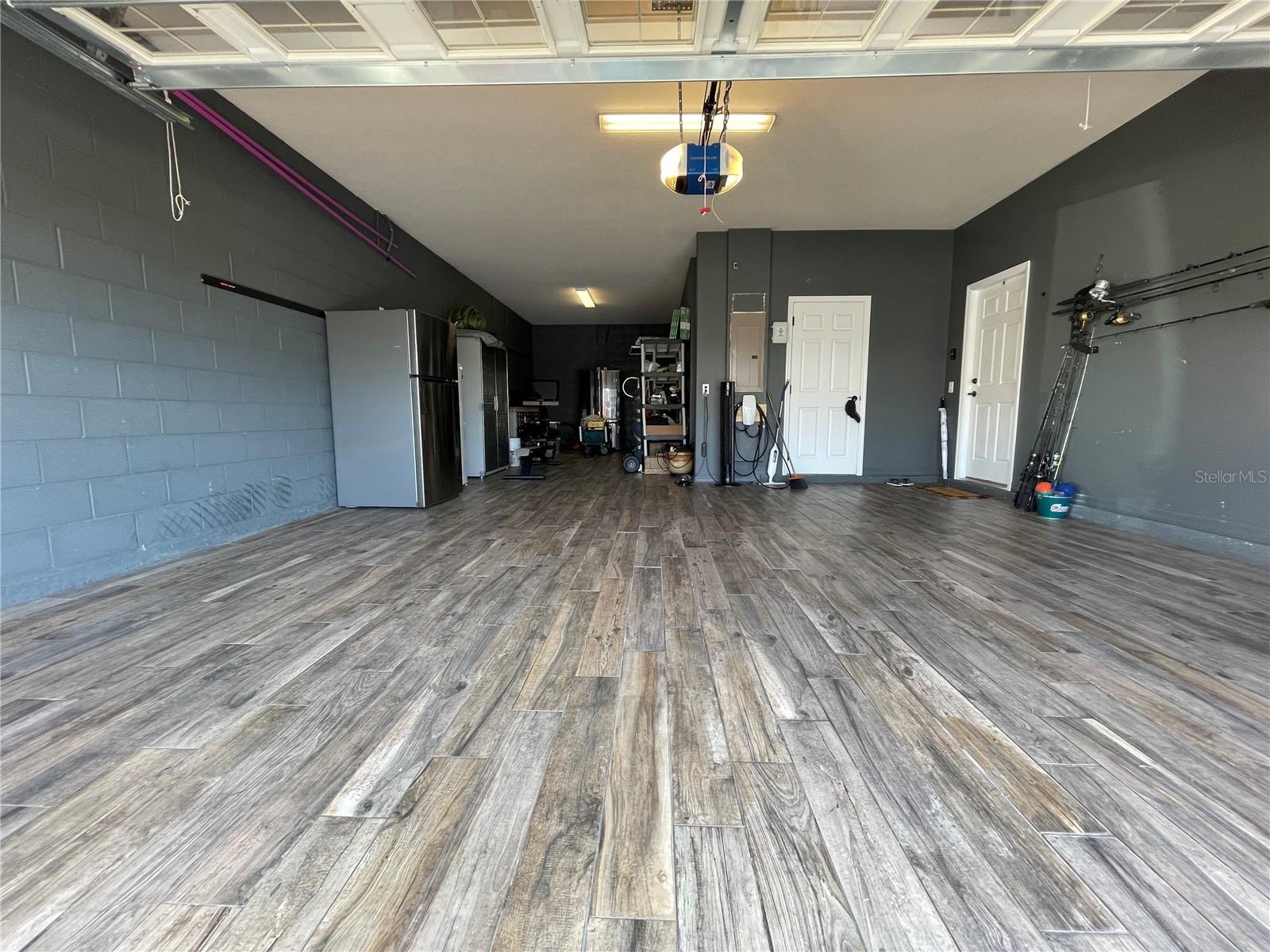 Image 37 of 43 For 8173 Gamemaster Avenue