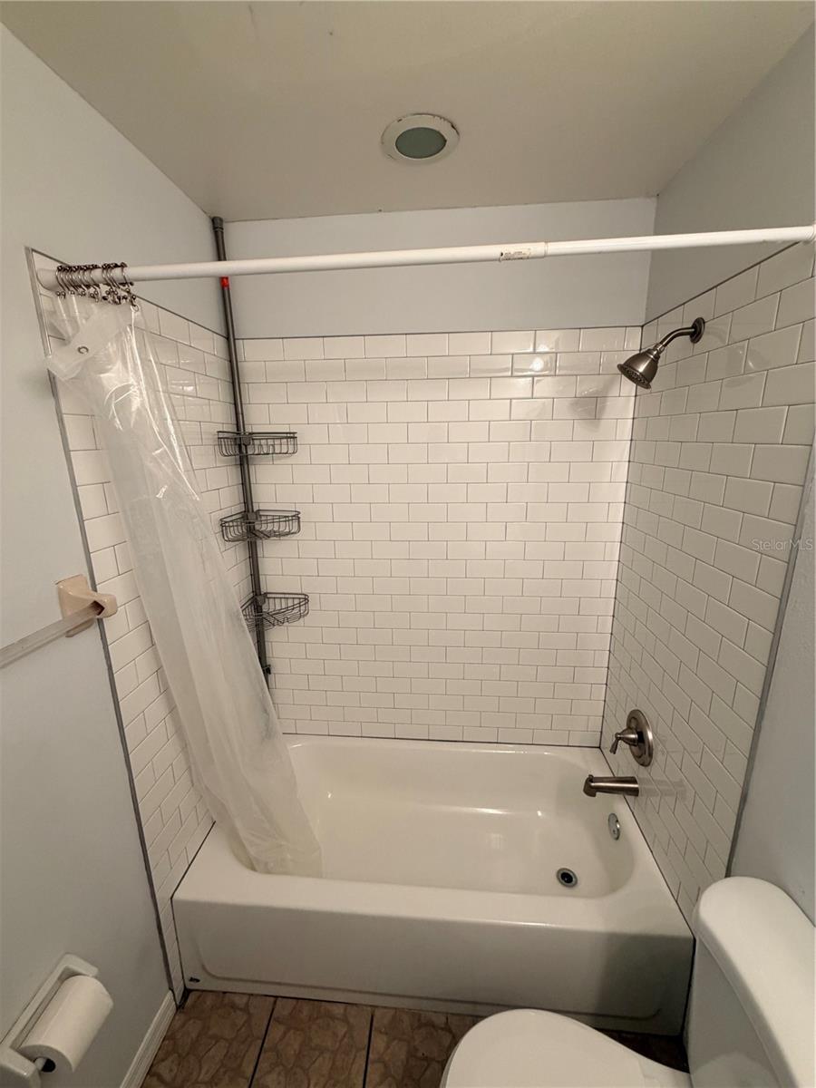 Image 14 of 21 For 661 Murphy Road