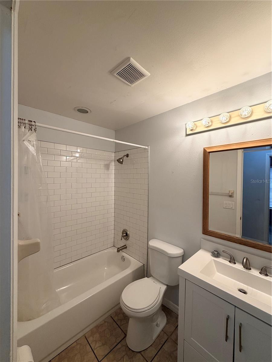 Image 15 of 21 For 661 Murphy Road