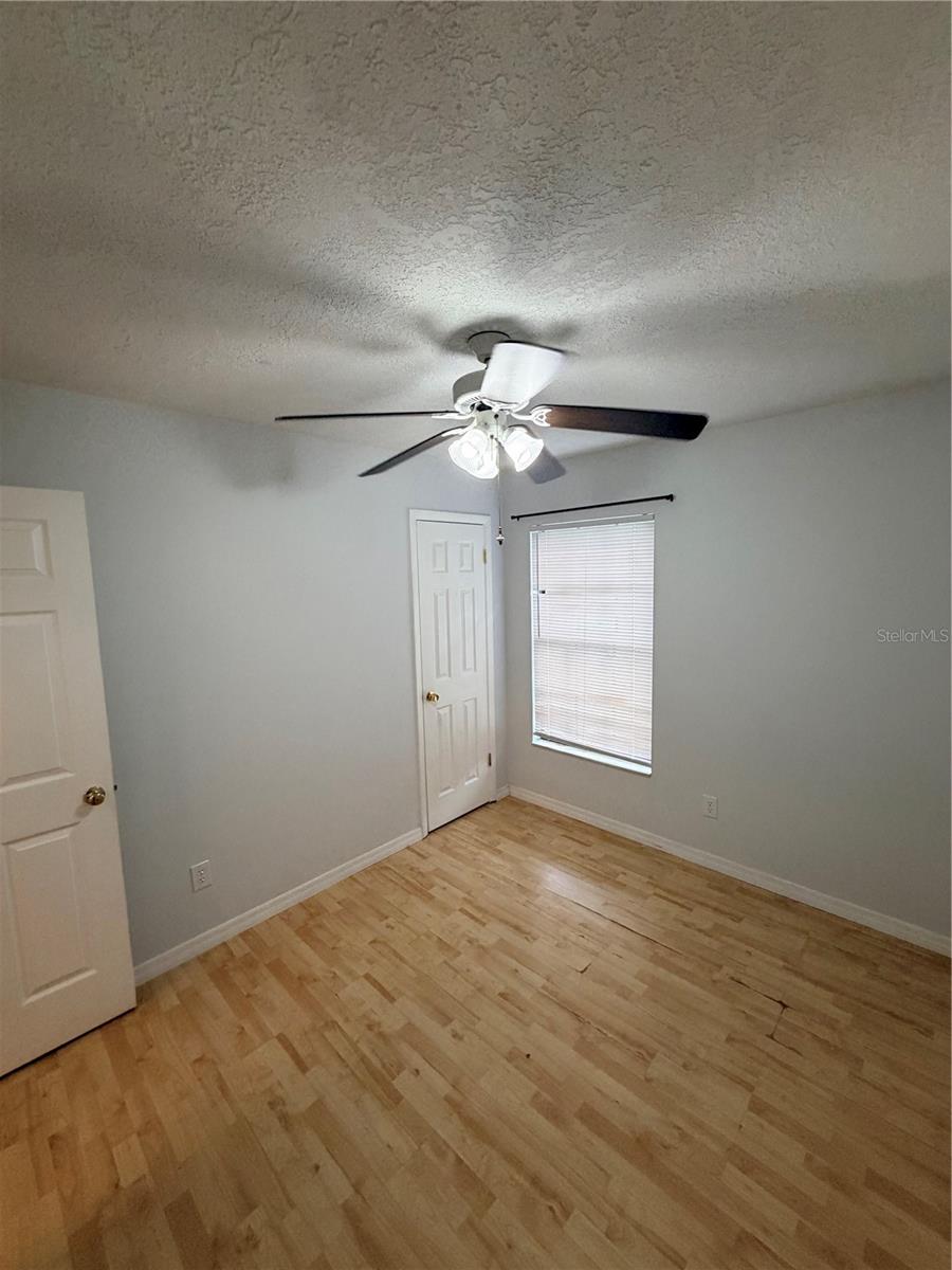 Image 18 of 21 For 661 Murphy Road