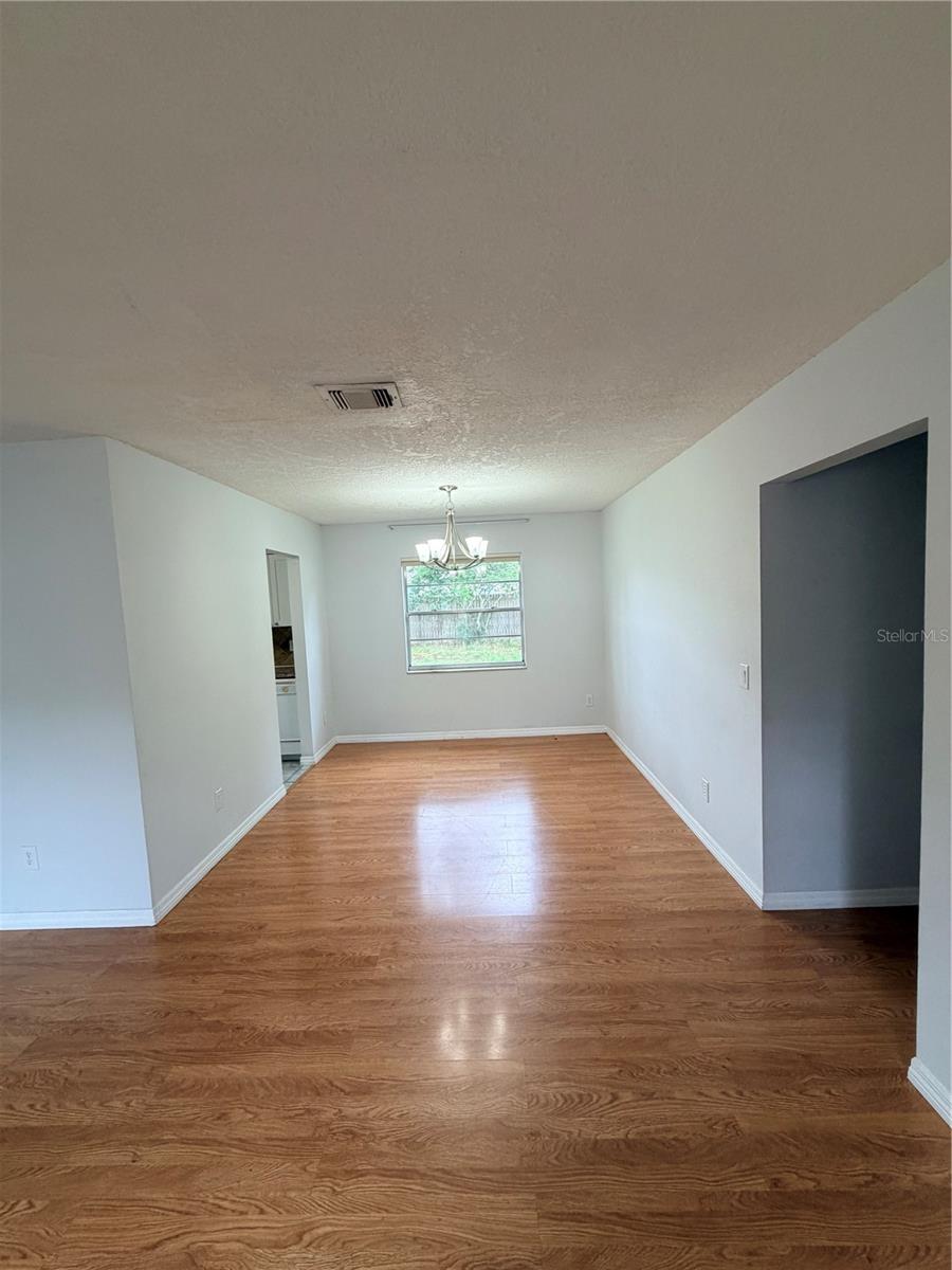 Image 6 of 21 For 661 Murphy Road