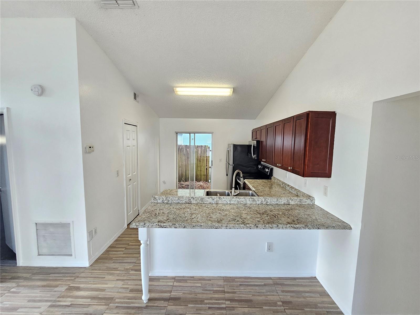 Image 7 of 15 For 430 Southern Charm Drive