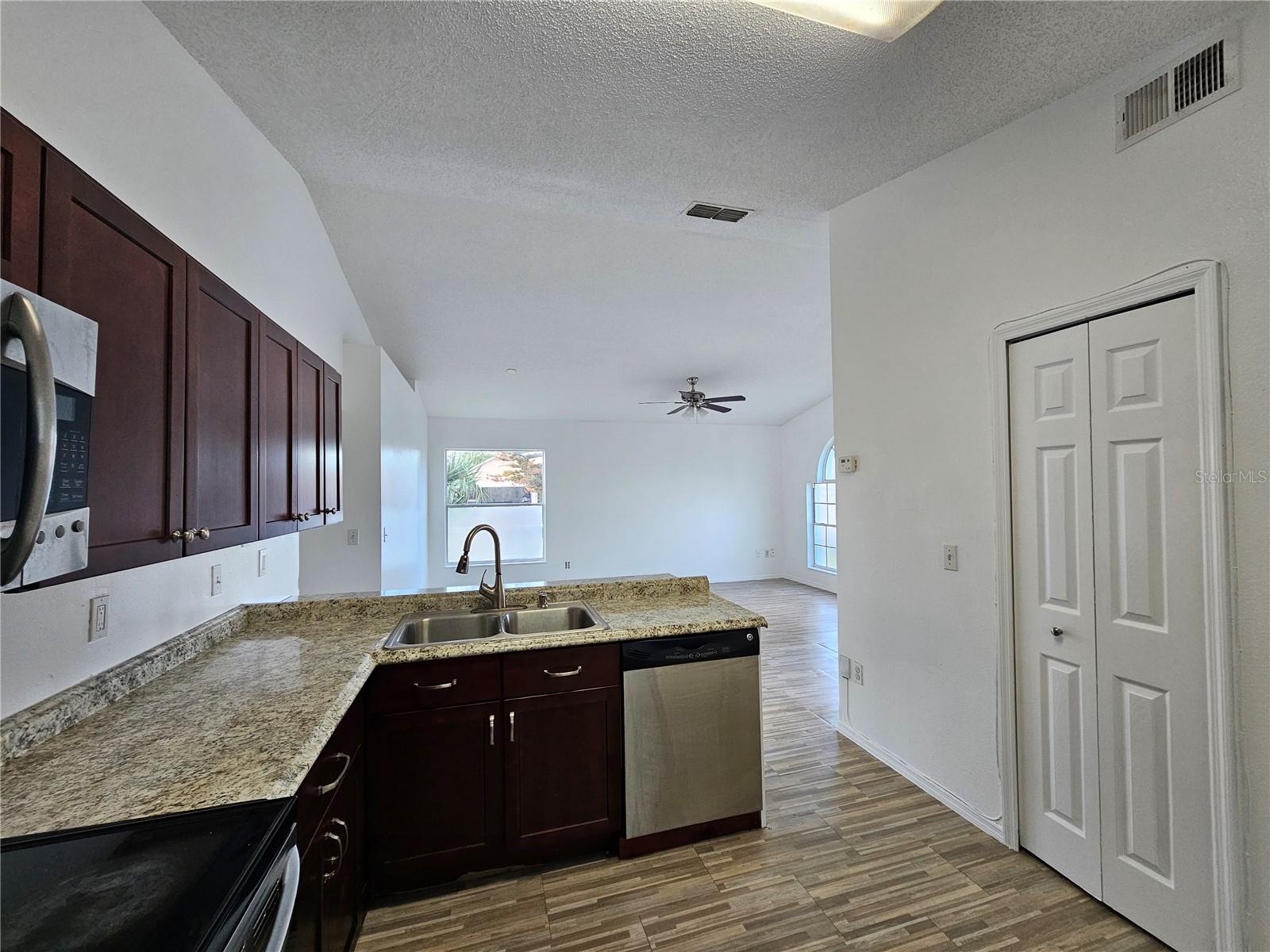 Image 8 of 15 For 430 Southern Charm Drive