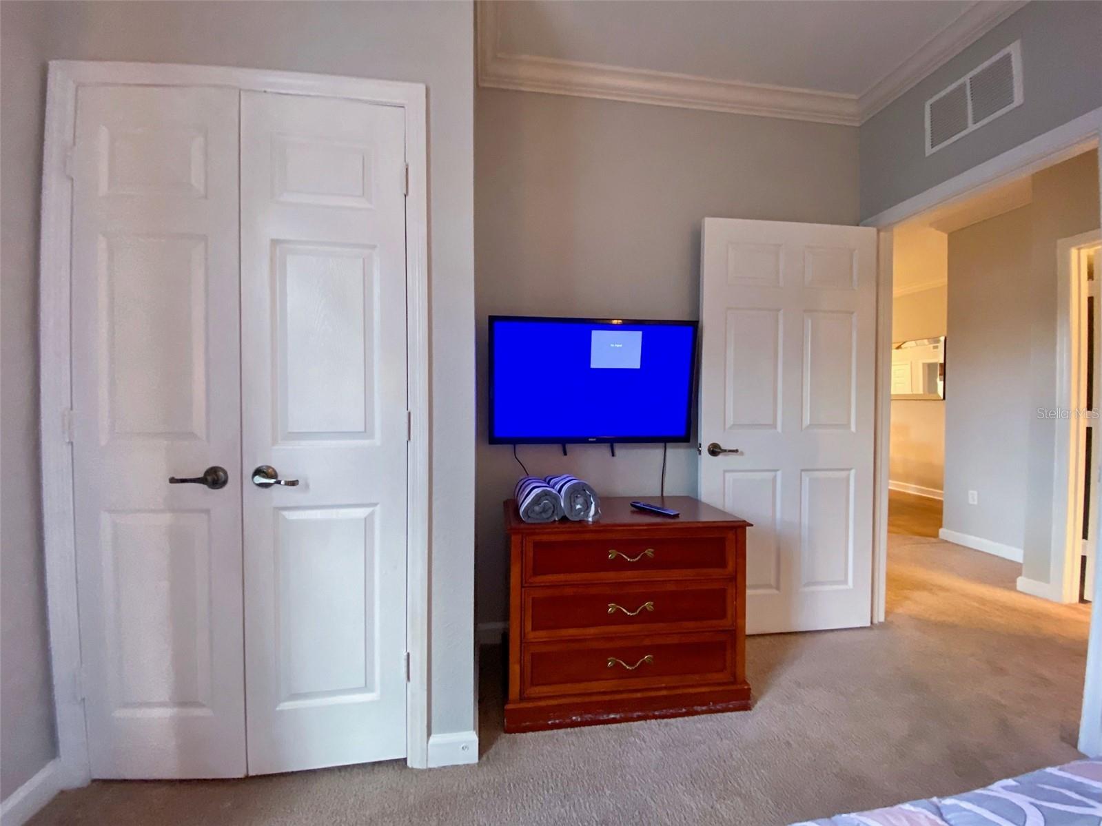 Image 13 of 28 For 8000 Tuscany Way 4304