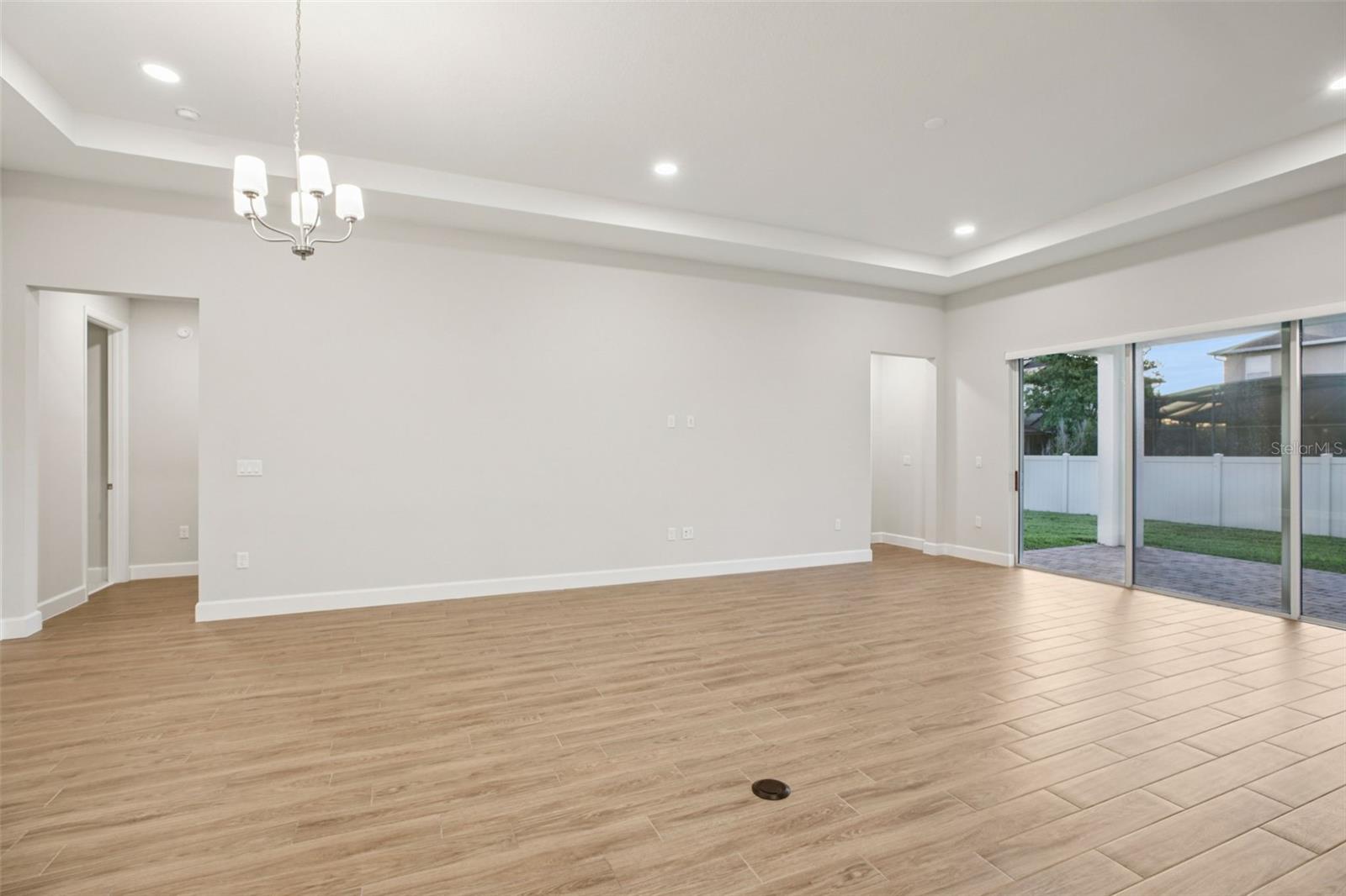 Image 14 of 60 For 2564 Hawks Overlook Place