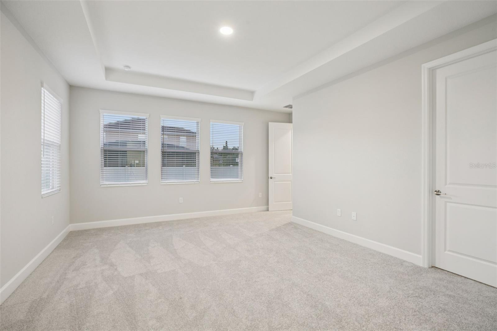 Image 17 of 60 For 2564 Hawks Overlook Place