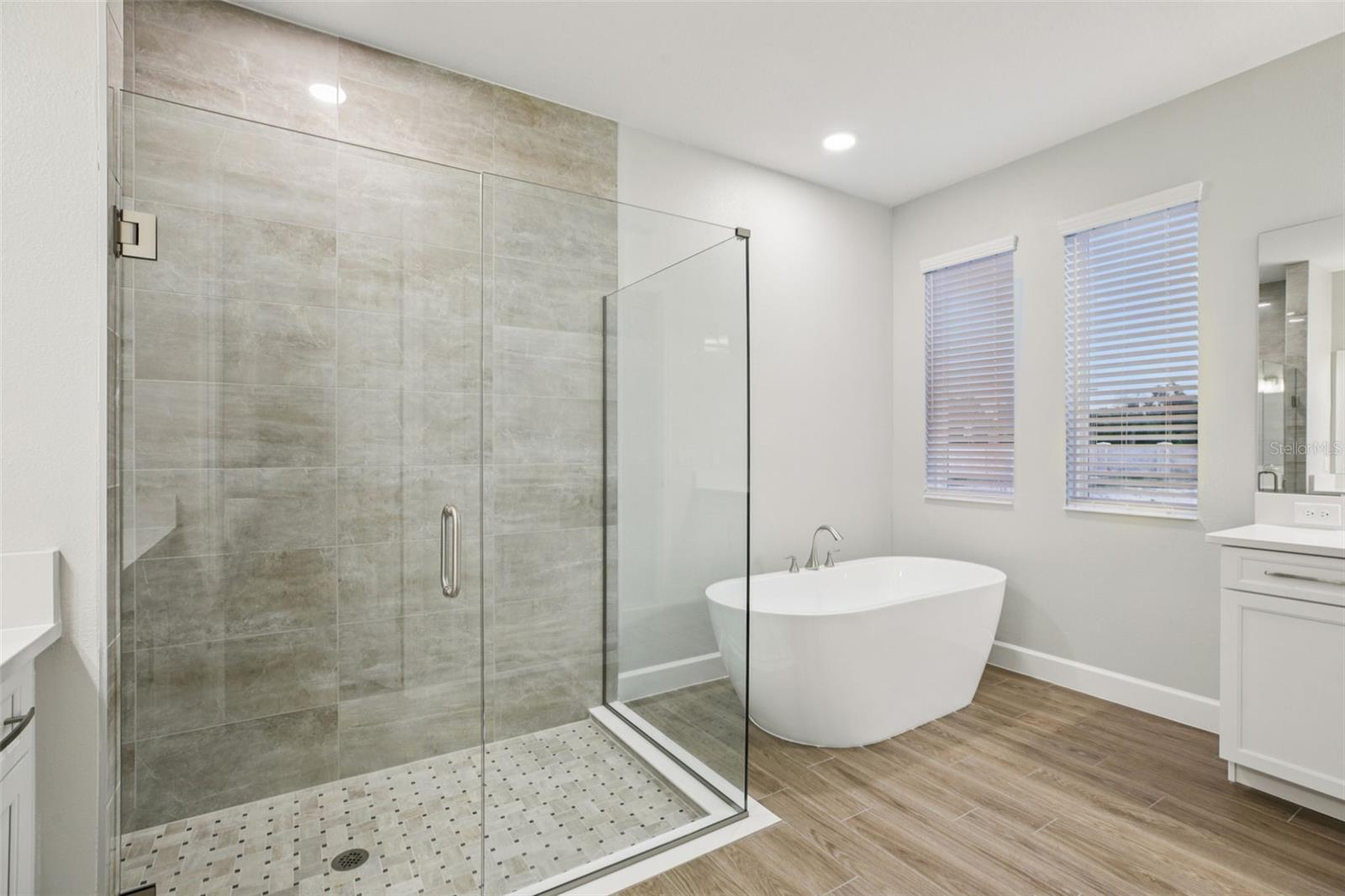 Image 22 of 60 For 2564 Hawks Overlook Place