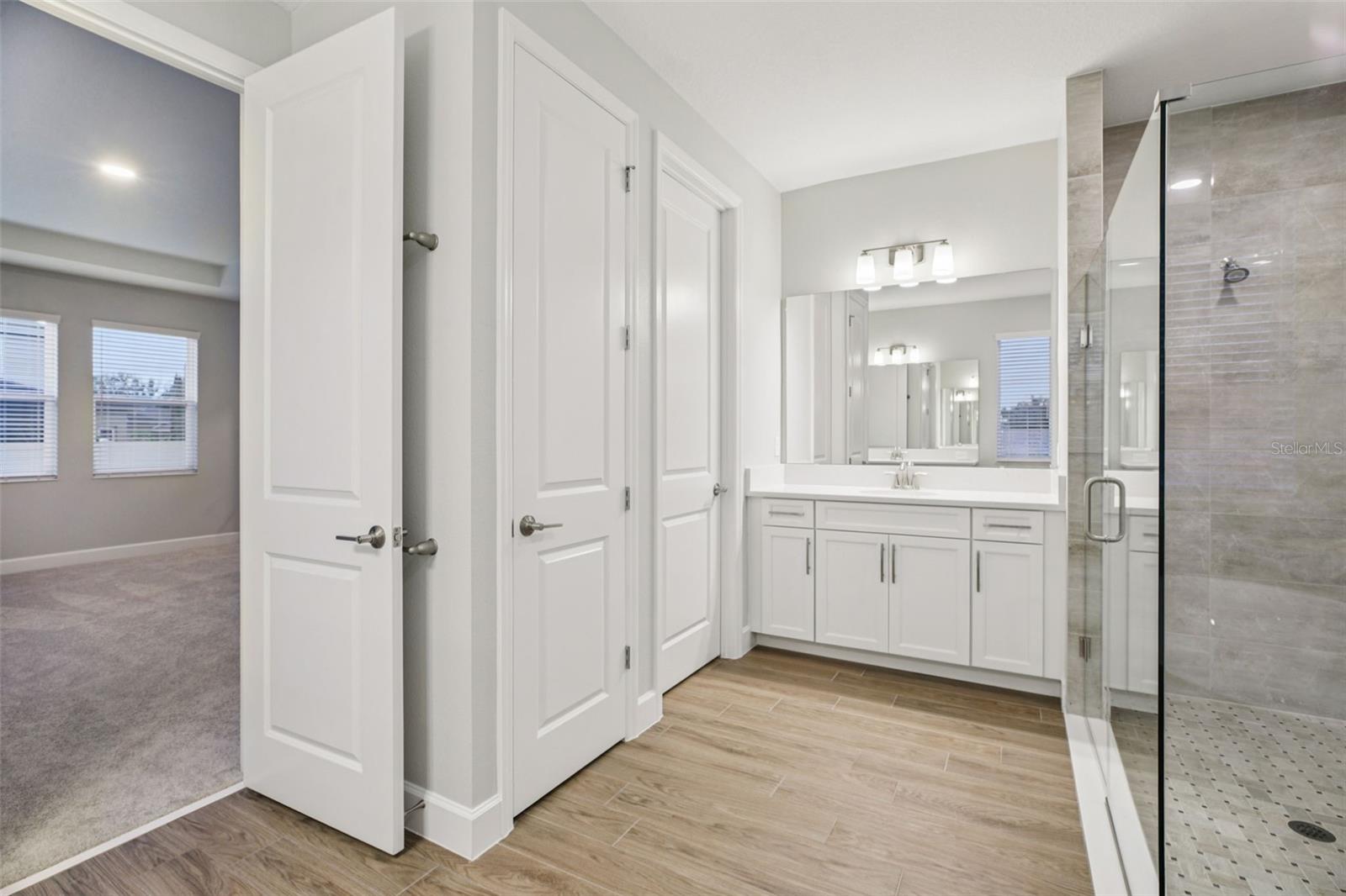 Image 23 of 60 For 2564 Hawks Overlook Place