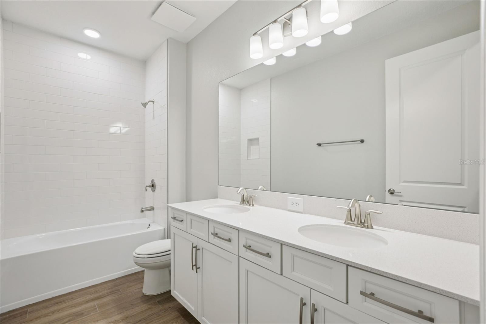 Image 38 of 60 For 2564 Hawks Overlook Place