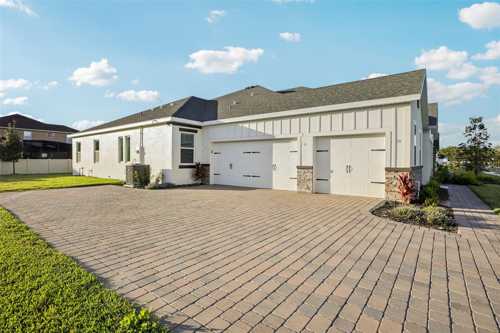 Image 48 of 60 For 2564 Hawks Overlook Place