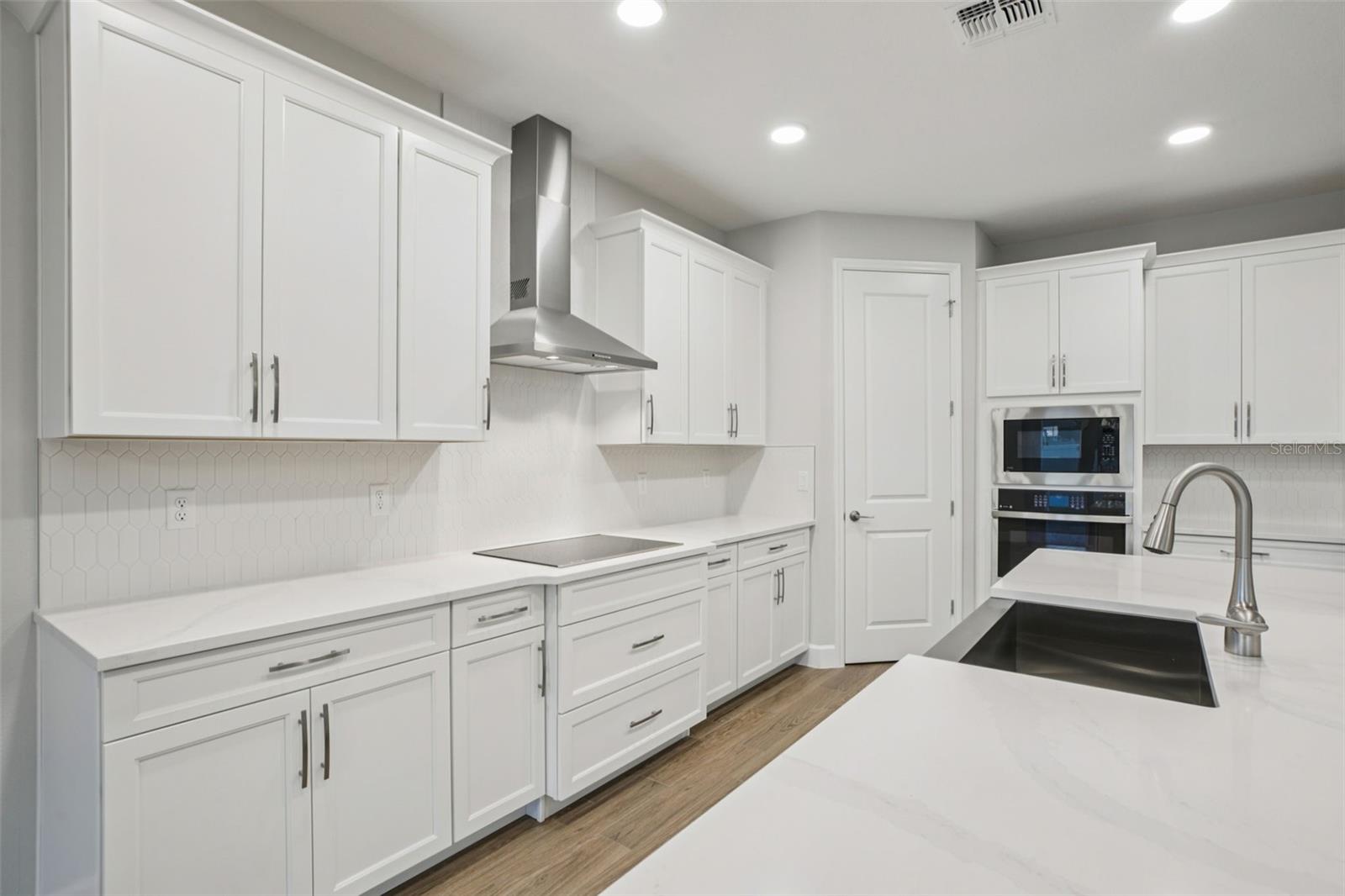 Image 6 of 60 For 2564 Hawks Overlook Place