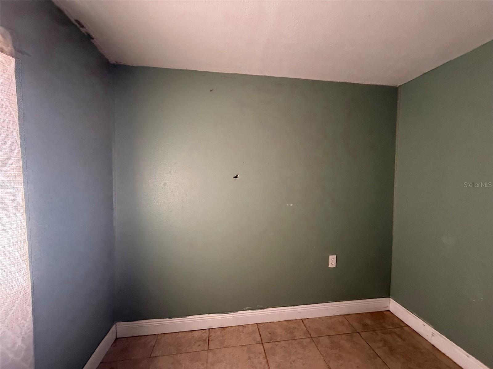 Image 6 of 11 For 1205 Avenue I