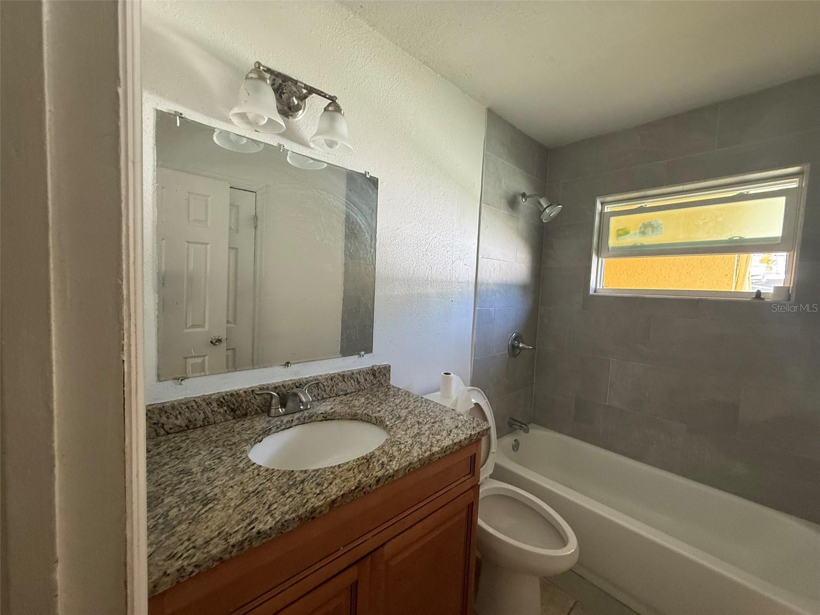 Image 8 of 11 For 1205 Avenue I