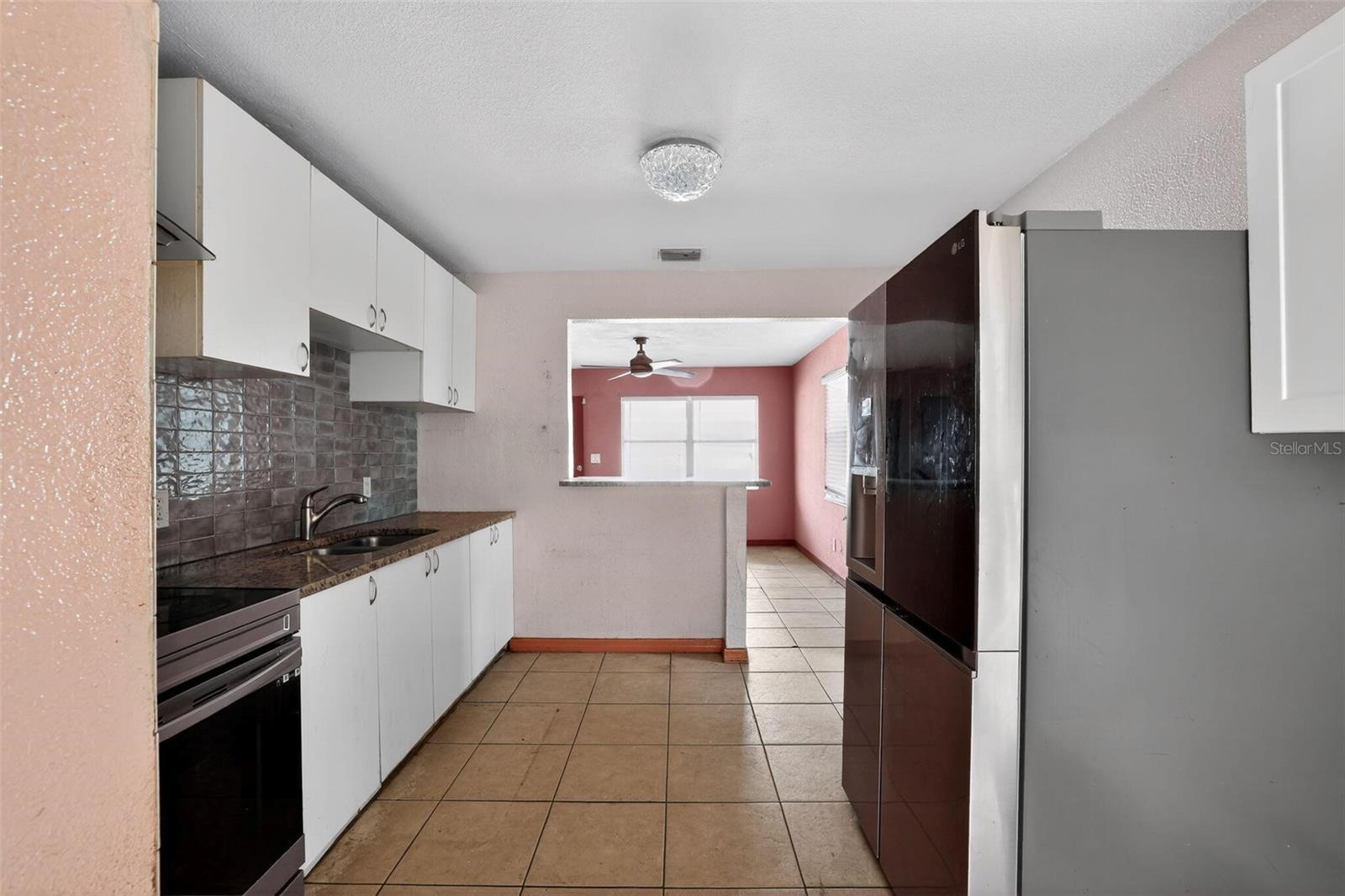 Image 18 of 31 For 300 52nd Street S