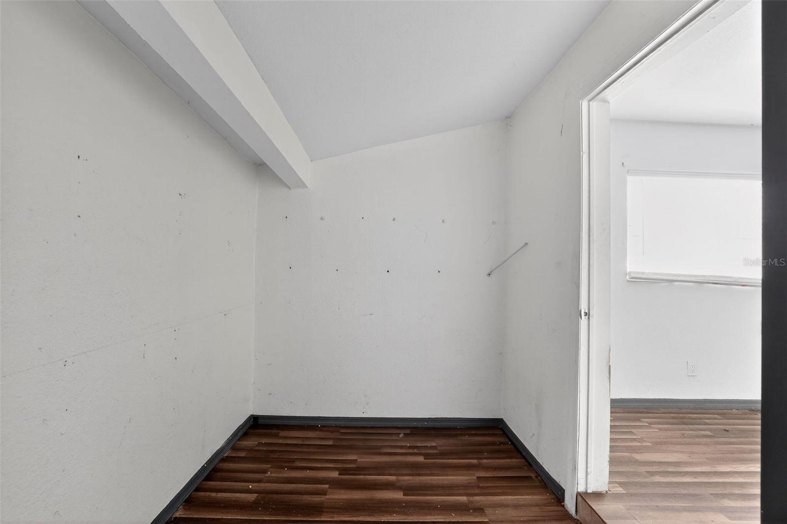 Image 28 of 31 For 300 52nd Street S