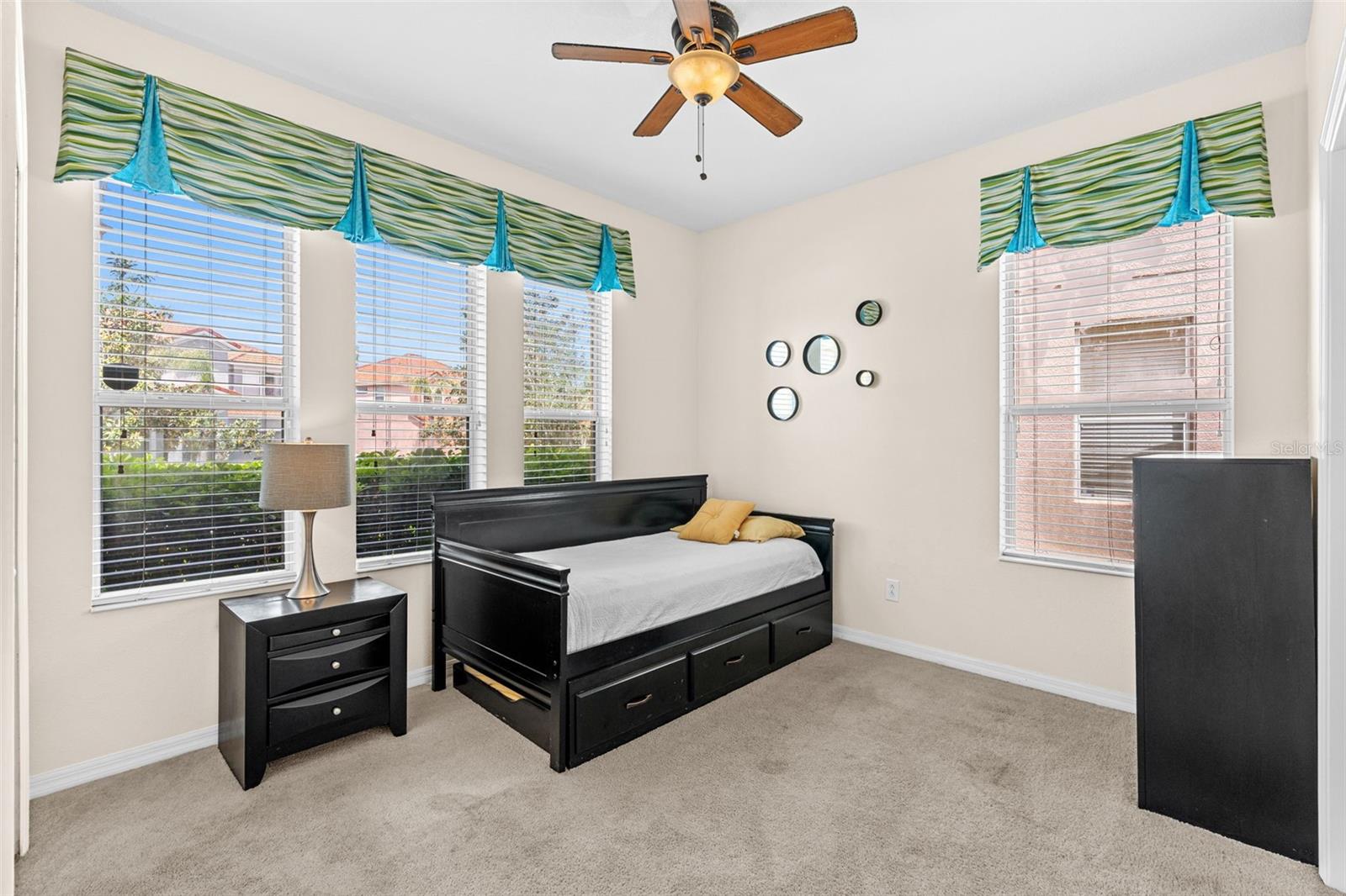 Image 17 of 44 For 4530 Stella Street