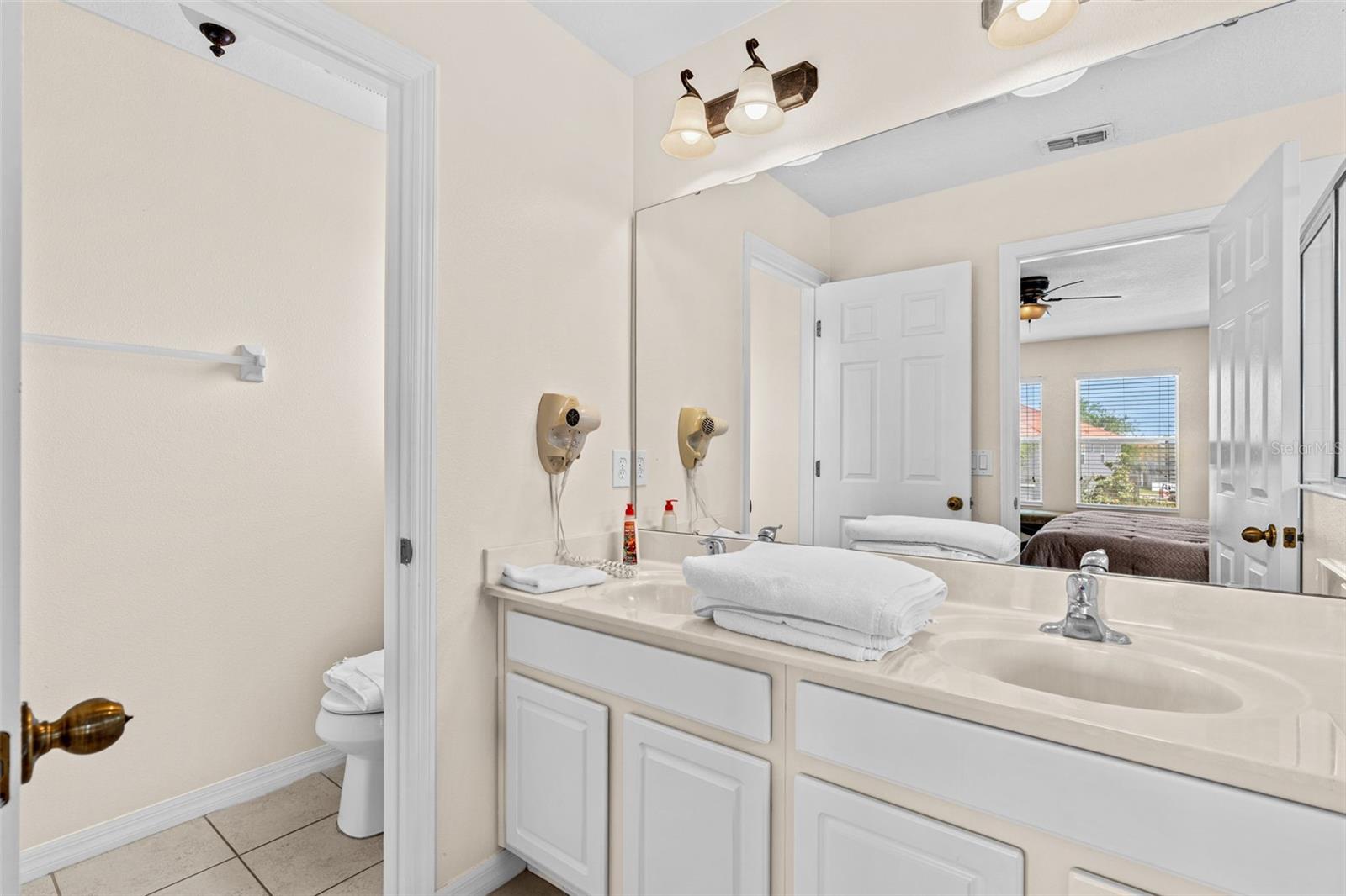 Image 22 of 44 For 4530 Stella Street