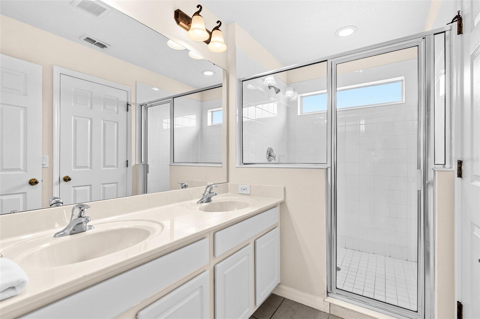 Image 23 of 44 For 4530 Stella Street