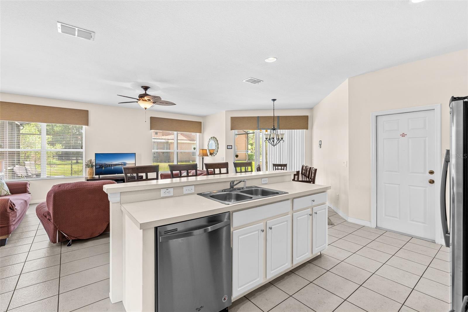 Image 31 of 44 For 4530 Stella Street