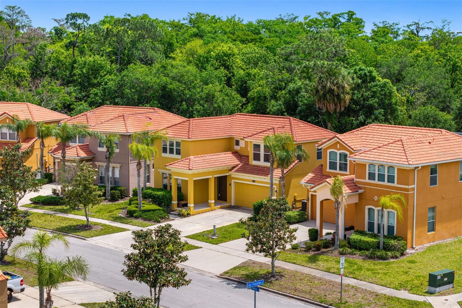 Image 4 of 44 For 4530 Stella Street