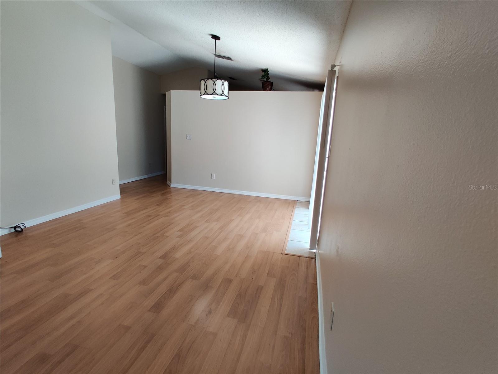 Image 11 of 35 For 276 San Gabriel Street