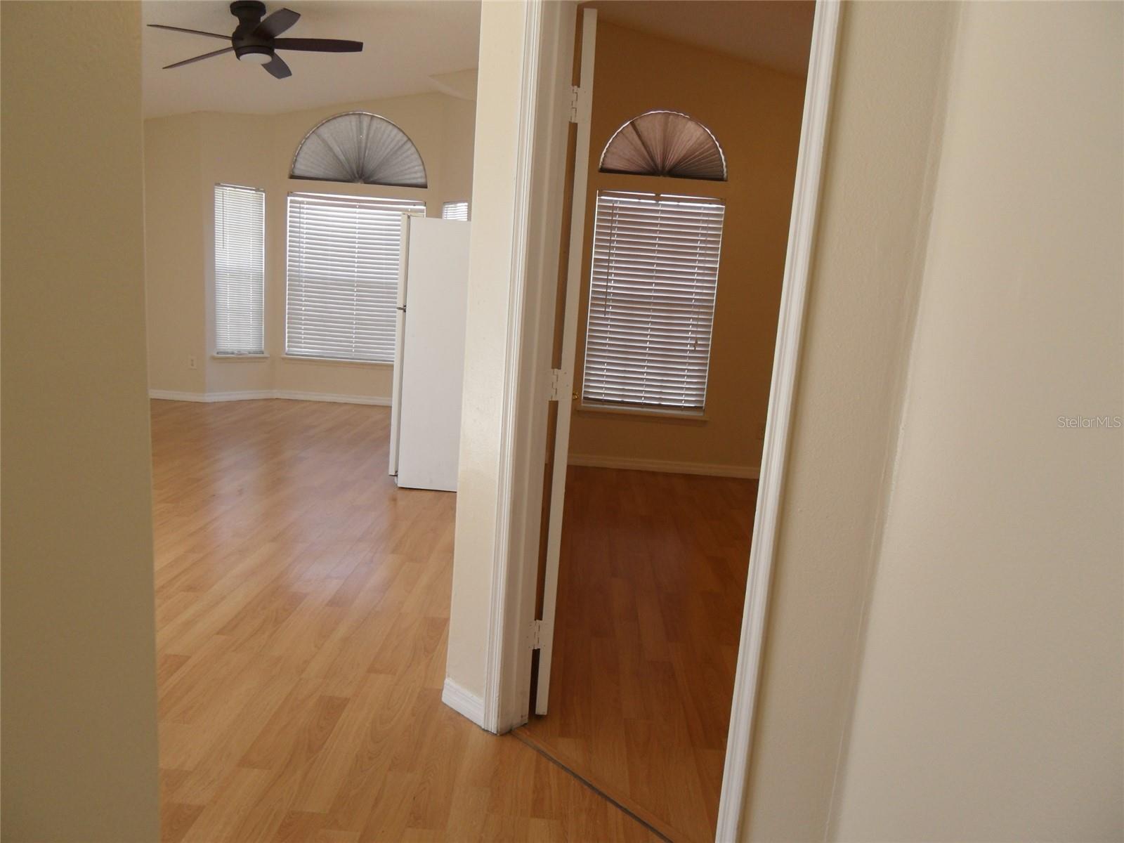 Image 15 of 35 For 276 San Gabriel Street