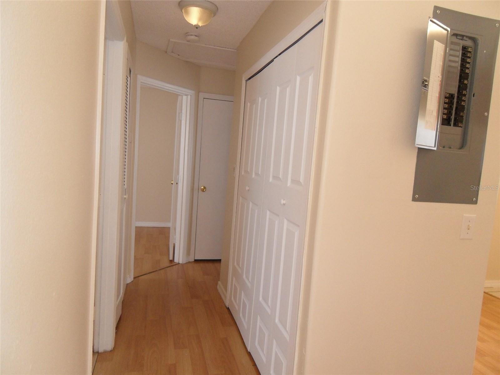 Image 18 of 35 For 276 San Gabriel Street