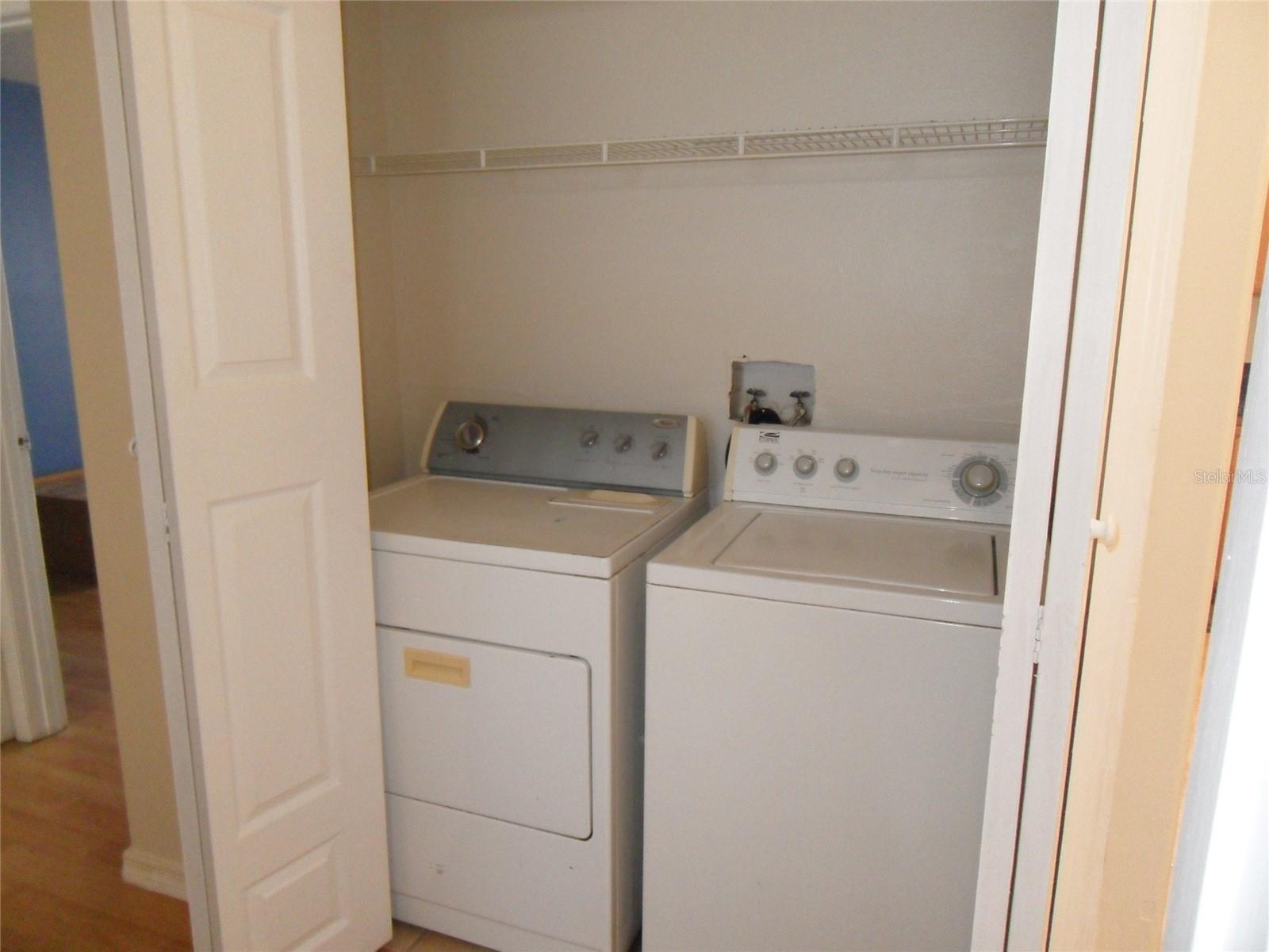 Image 21 of 35 For 276 San Gabriel Street